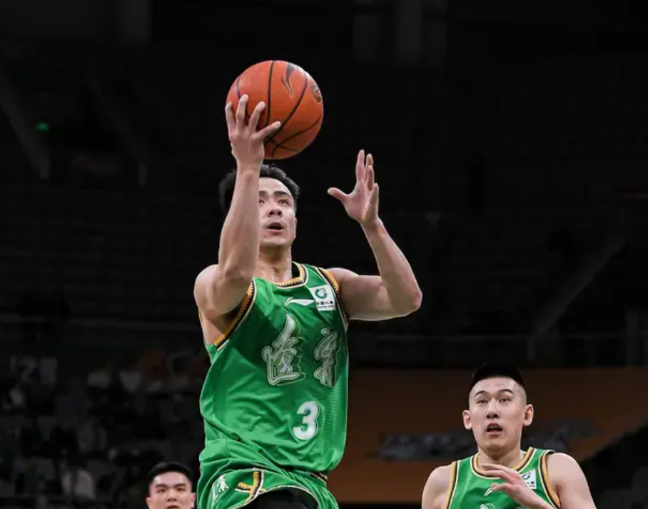 GA黄金甲平台-辽篮9分险胜福建！赵继伟27+8，付豪高效，此人才是球队最大收获
